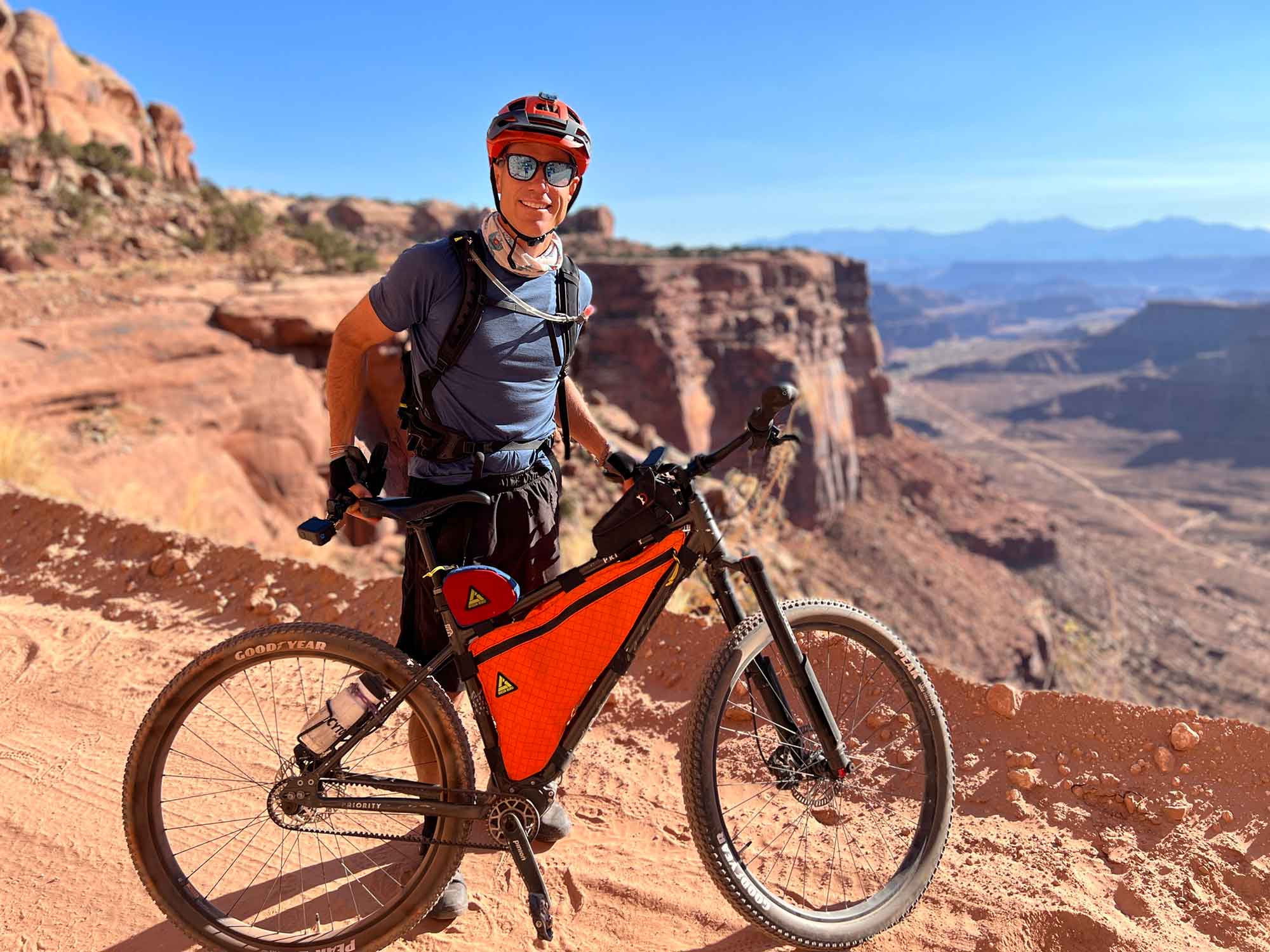Ryan Van Duzer's full frame bag from Green Guru