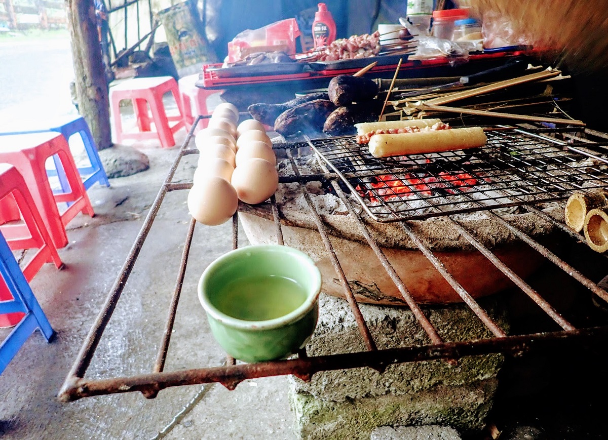 roadside snack in Vietnam