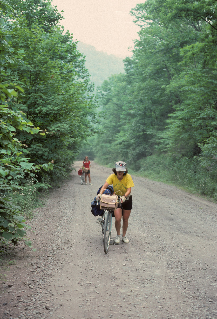 Bikecentennial riders photo by Bill Weir