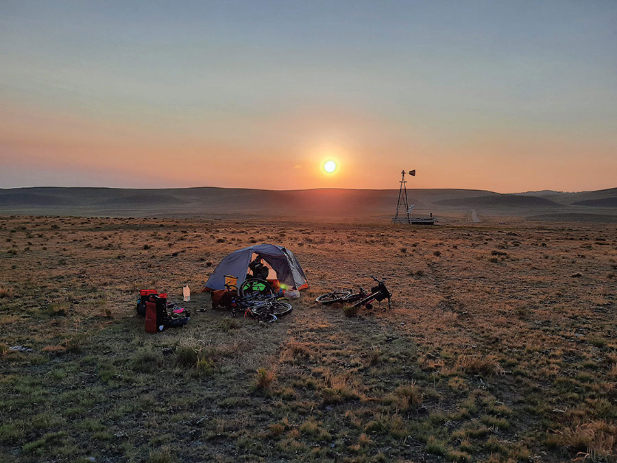 gravel cycling in plumas county after dixie fire