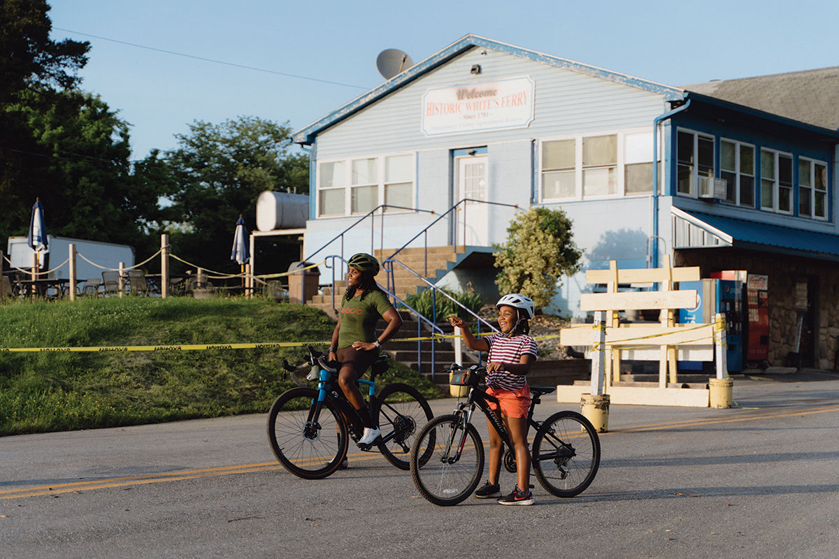 riding with a child on the C&O Canal towpath