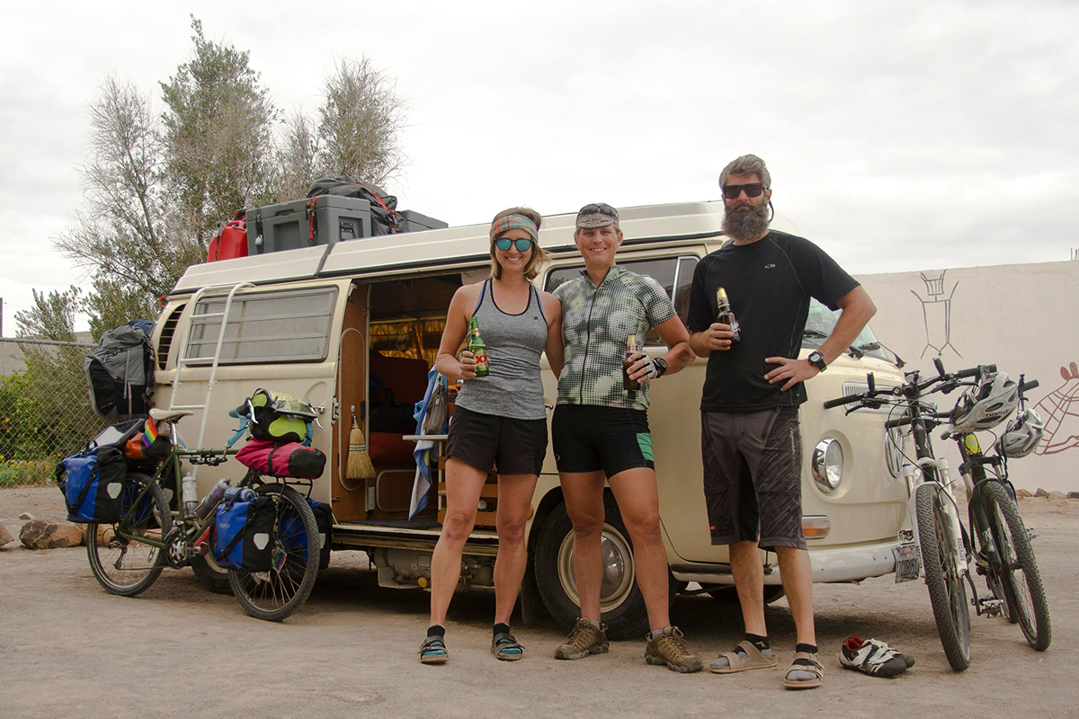 Touring van fam in Baja Sur