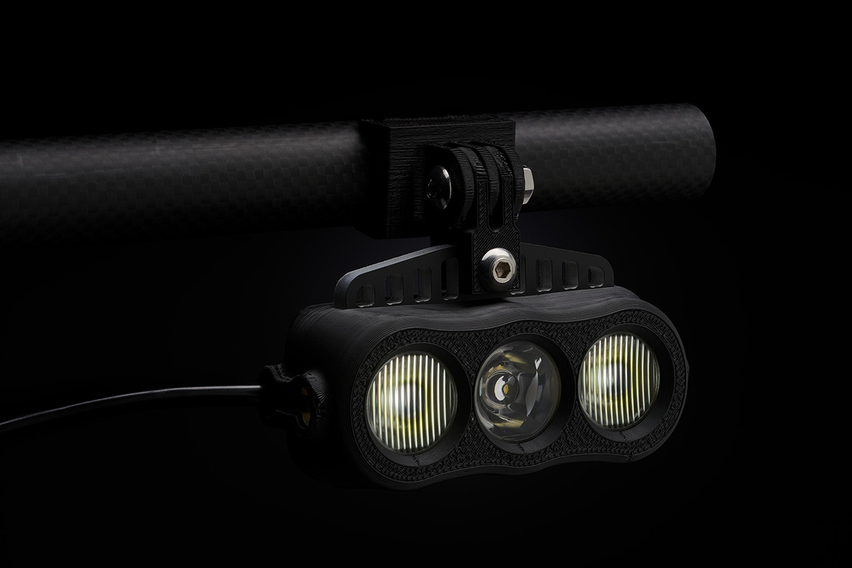 The K-Lite Snow/MTB version features two flood optics and a center-mounted spot optic