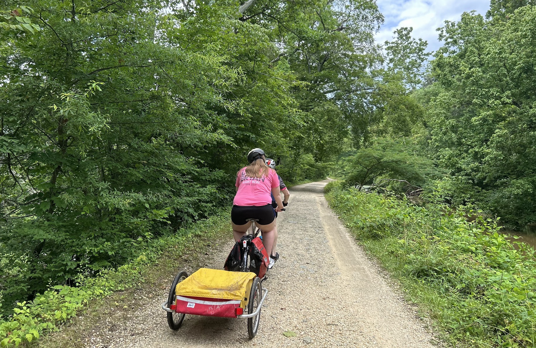 cylist pulling trailer