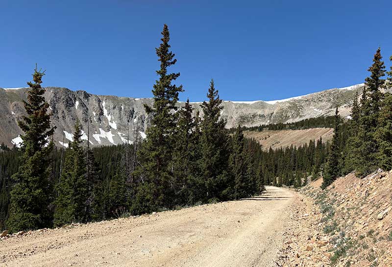 The climb over Cumberland Pass