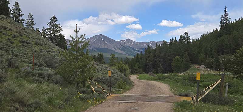 A cattle guard crossing between Taylor Park and Crested Butte