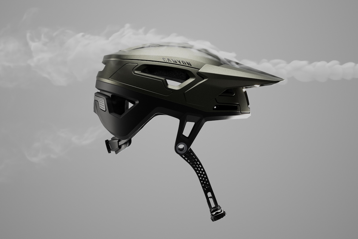 Canyon Deflectr RLS Helmet